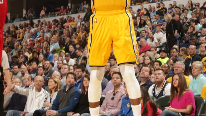 George scores 25 points, Pacers beat Rockets 104-101