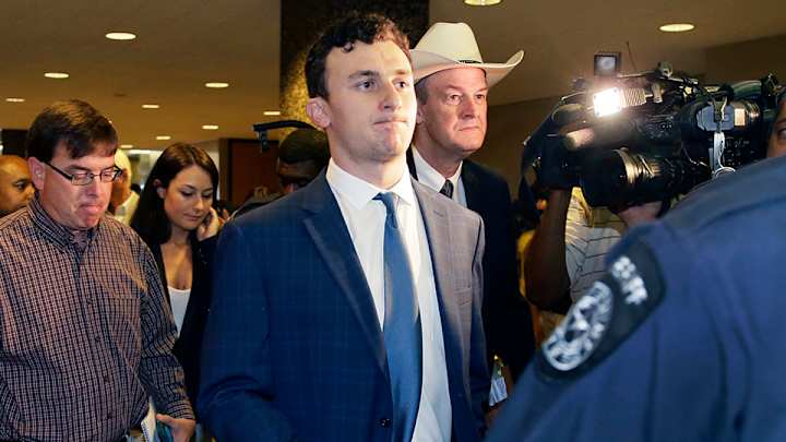 Report: Johnny Manziel’s friends concerned by ‘downward spiral’ Report: Johnny Manziel’s friends concerned by ‘downward spiral’