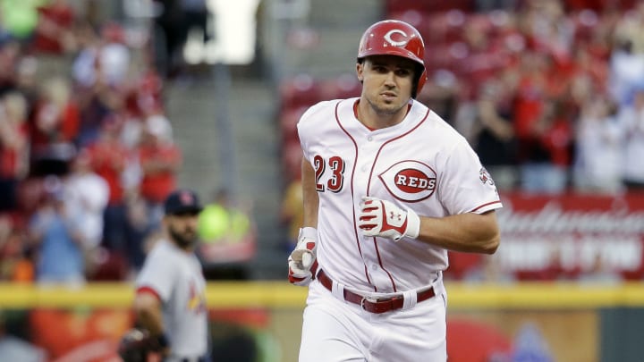 Votto's homer in 9th leads Reds over Cardinals 7-6