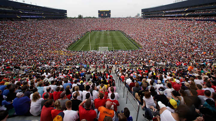 150,000-plus for a game? Pffft. Brazil has that beat