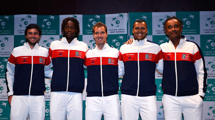 Monfils puts France ahead in Guadeloupe