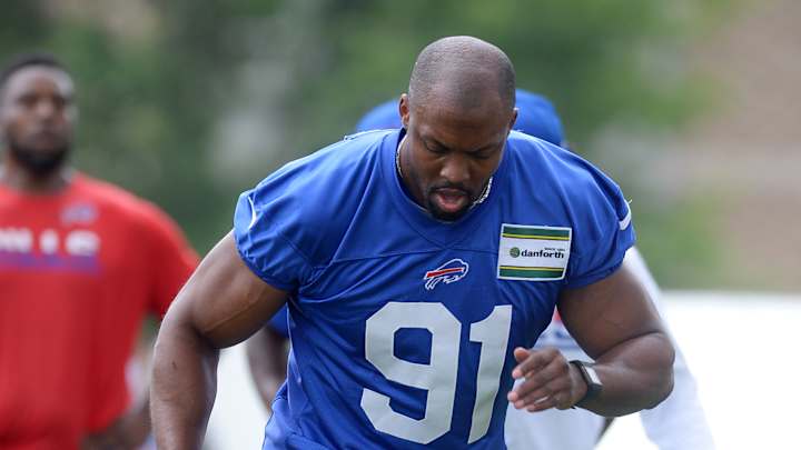 AP Source: Buffalo Bills cut linebacker Manny Lawson