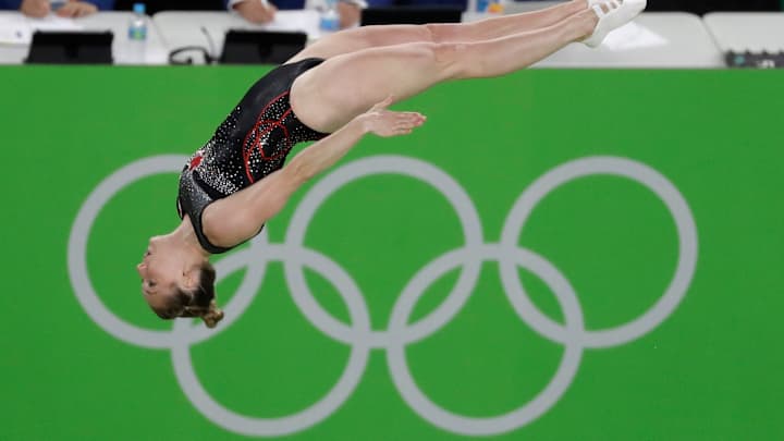 Canada's MacLennan wins 2nd women's trampoline gold