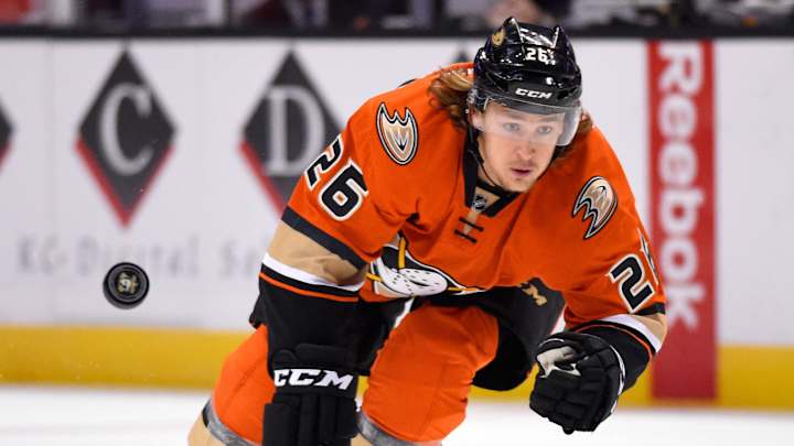 Ducks trade Carl Hagelin to Penguins for David Perron, Adam Clendening