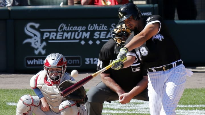 Jose Abreu promises home run for 11-year-old boy with cancer and delivers