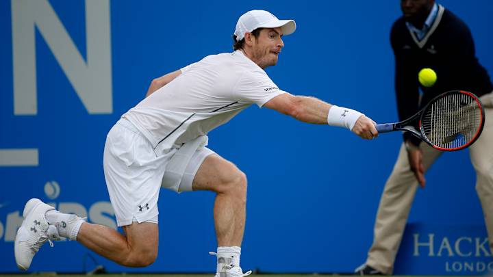 Murray eases into Queen's Club quarterfinals