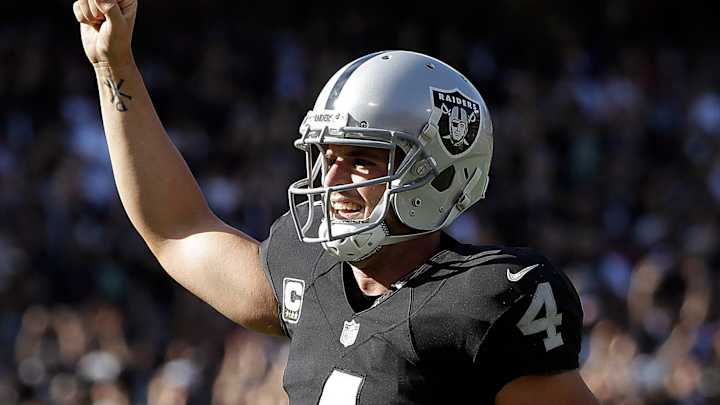 Raiders confident in Carr's ability at line of scrimmage Raiders confident in Carr's ability at line of scrimmage