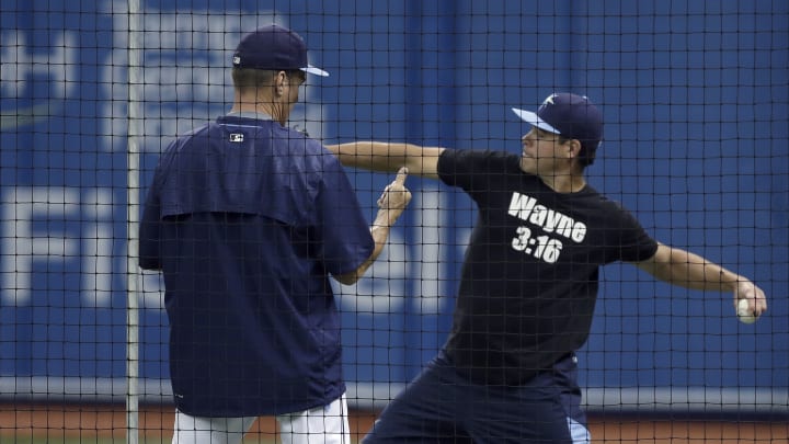 Giants' Moore to start Thursday, Peavy to bullpen