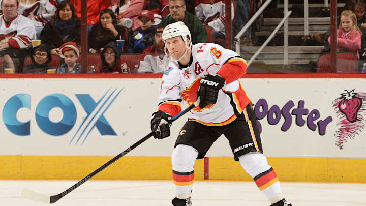 NHL rumors: Latest buzz around trades, coach firings, signings