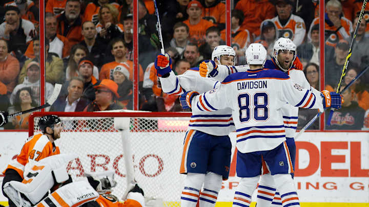 Talbot, Edmonton blank Flyers for third straight win Talbot, Edmonton blank Flyers for third straight win