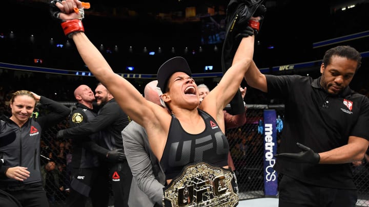 UFC 207 Photos: Amanda Nunes Defeats Ronda Rousey