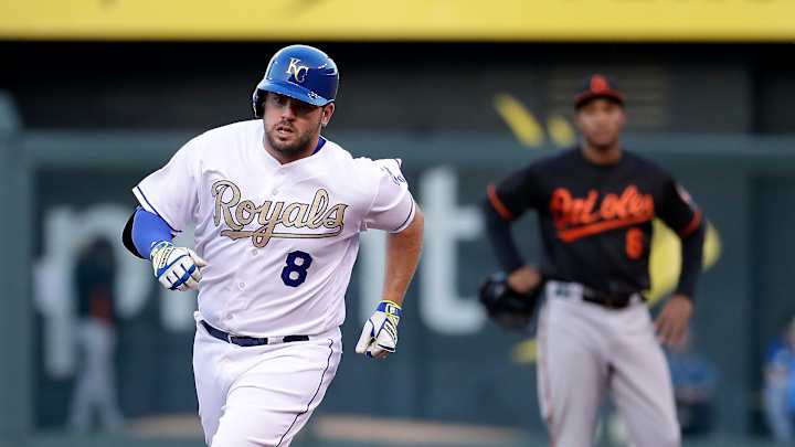 Young has 10 Ks, Moustakas hits HR as Royals beat