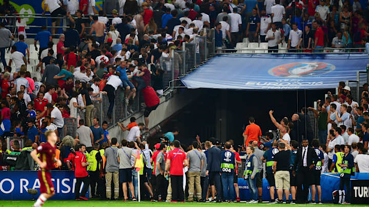 Watch: Roy Hodgson, Wayne Rooney ask England fans to behave