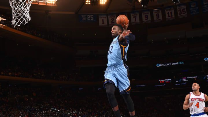 Green scores 16 points and Grizzlies hold off Knicks 91-85