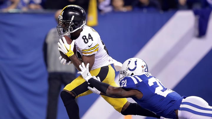 Steelers’ offense shines in win over Colts, but defensive questions remain Steelers’ offense shines in win over Colts, but defensive questions remain