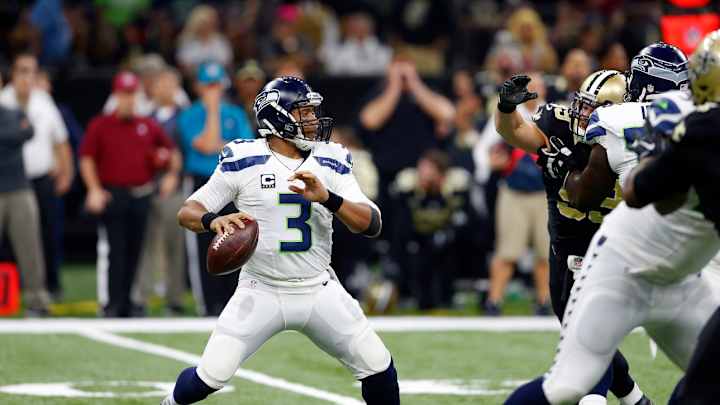 Seattle Seahawks: Will the offense come to life before it’s too late?