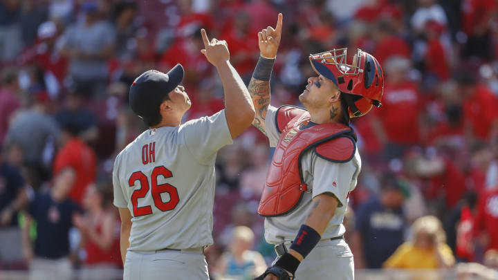 Martinez stays hot on road as Cardinals beat Reds 5-2