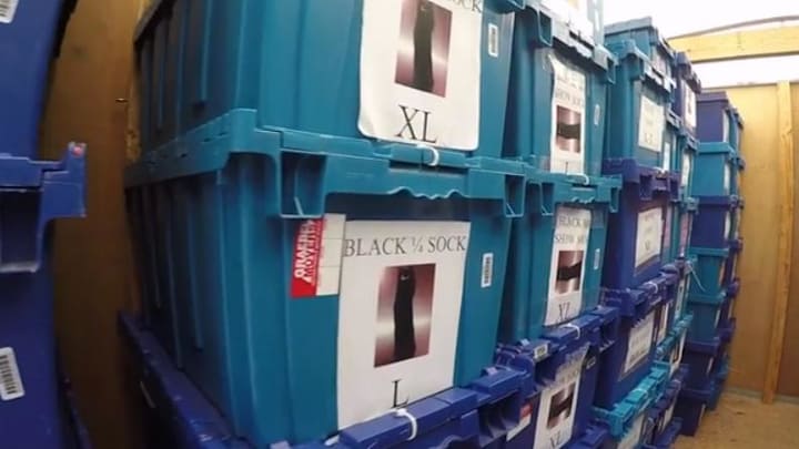 Shipping Out to Los Angeles