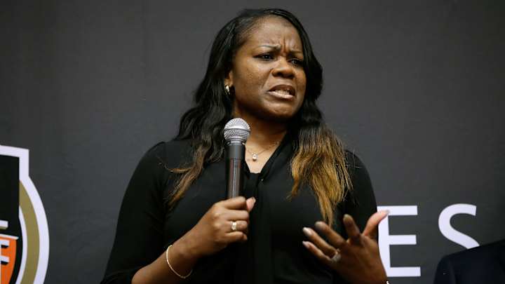 Former Loyola player on Sheryl Swoopes: ‘I was humiliated, belittled’ Former Loyola player on Sheryl Swoopes: ‘I was humiliated, belittled’