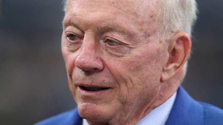 Jerry Jones praises Cowboys for not staging national anthem protest Jerry Jones praises Cowboys for not staging national anthem protest