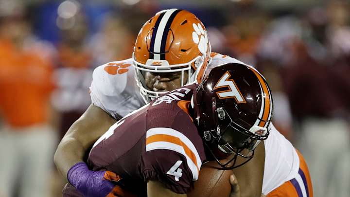 Arkansas turns attention to stopping No. 18 Hokies, QB Evans