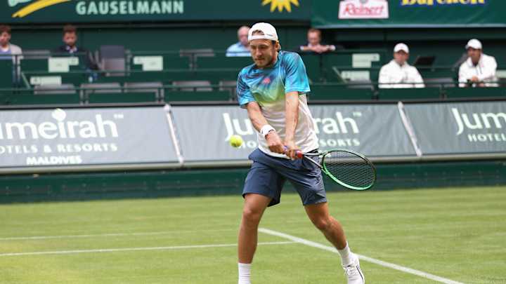 Nishikori clears first round at Gerry Weber Open