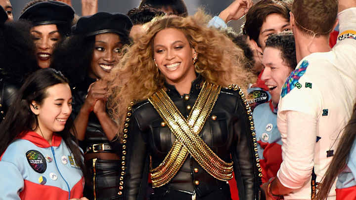 Watch: Beyoncé almost fell during the Super Bowl halftime show