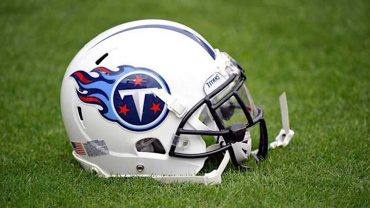 Report: Titans GM trying to trade up from No. 15 draft pick Report: Titans GM trying to trade up from No. 15 draft pick
