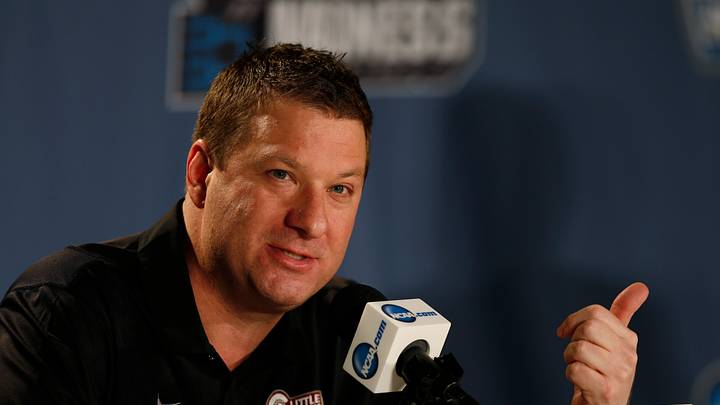 Column: NCAA should allow players to leave when coaches bolt