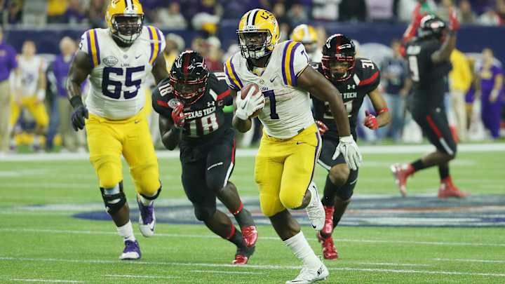 LSU’s Leonard Fournette has two $10M injury insurance policies LSU’s Leonard Fournette has two $10M injury insurance policies