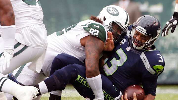 Leonard Williams' progress bright spot in Jets' dismal year