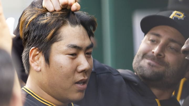 Panik's 2-run double rallies Giants to 7-6 win over Pirates