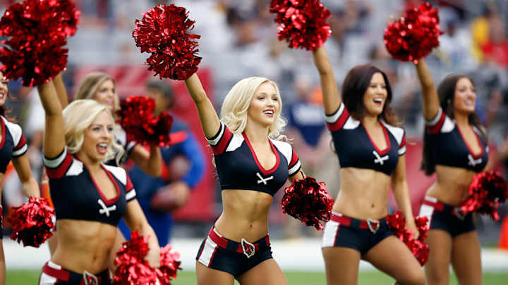 NFL Cheerleaders: Week 4