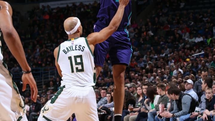 Batum scores 25 as Hornets rout Bucks 115-91