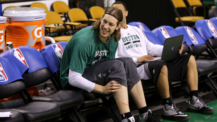 NBA rumors: Latest news, trades, free agent buzz