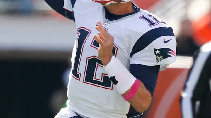 Brady's back with chance to extend dominance over Bills