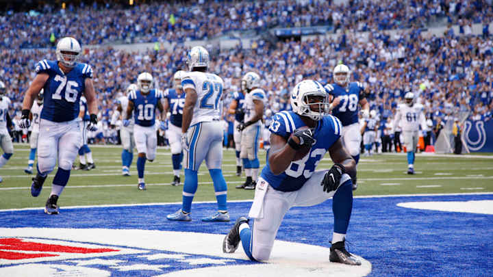 Colts TE Dwayne Allen explains he kneeled during anthem on Sunday to pray