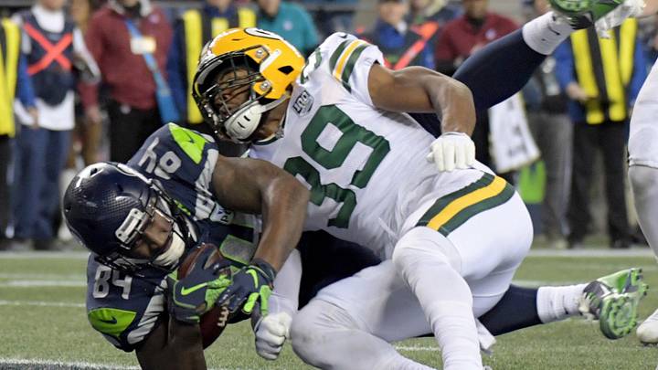 Campbell Returns To Potentially Fill Hole on Defense Campbell Returns To Potentially Fill Hole on Defense