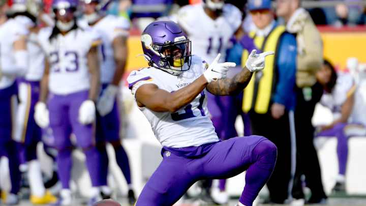 Vikings Snap Count Analysis Against Chiefs