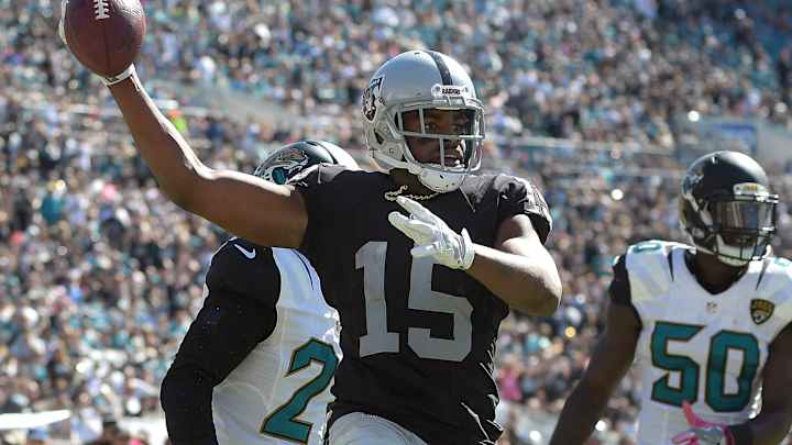 Raiders handle Jaguars 33-16 for another East Coast victory Raiders handle Jaguars 33-16 for another East Coast victory