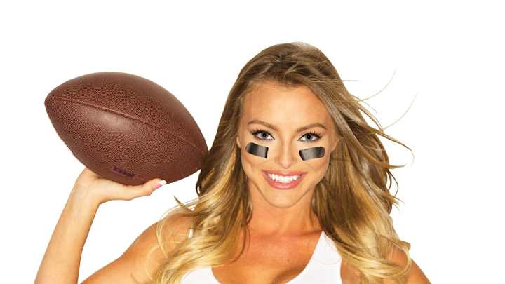 Wednesday's A.M. Hot Clicks: Sable Robbert; Cavs Championship Rings Leaked