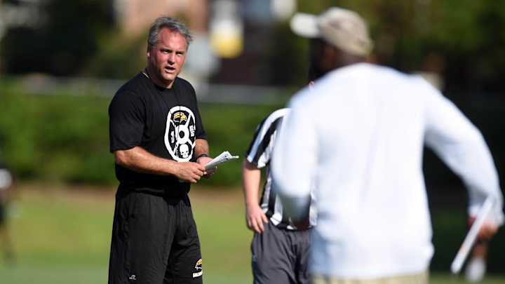 Hopson's charge: Win quickly at Southern Mississippi Hopson's charge: Win quickly at Southern Mississippi