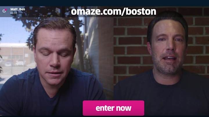 Ben Affleck and Matt Damon had the most awkward argument over Tom Brady Ben Affleck and Matt Damon had the most awkward argument over Tom Brady