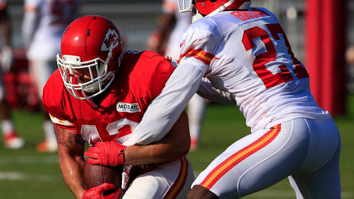 CBs Gaines, Nelson among those vying to start for Chiefs CBs Gaines, Nelson among those vying to start for Chiefs