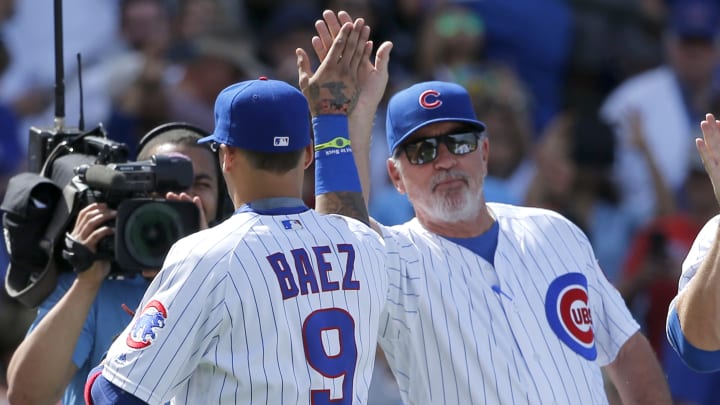 Hendricks sharp, Cubs break loose with 4 HRs, beat Dodgers Hendricks sharp, Cubs break loose with 4 HRs, beat Dodgers