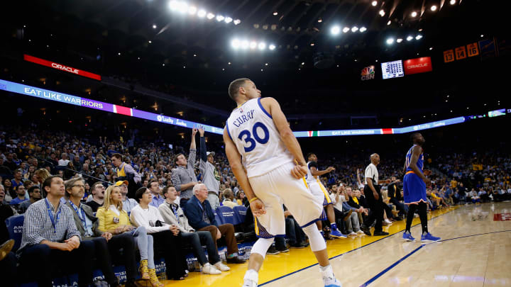Stephen Curry adds to record 3-pointer total with 8 more