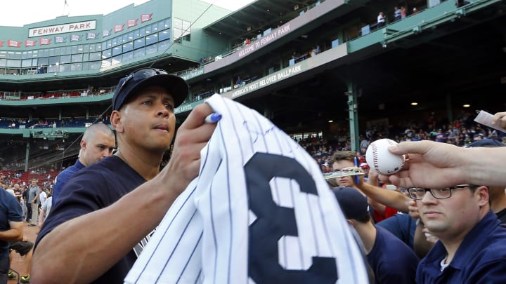 Porcello strong again at home, Red Sox hold off Yankees 5-3