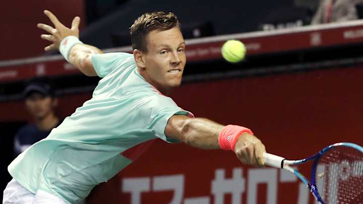 Berdych beats Sousa to reach Paris Masters 3rd round