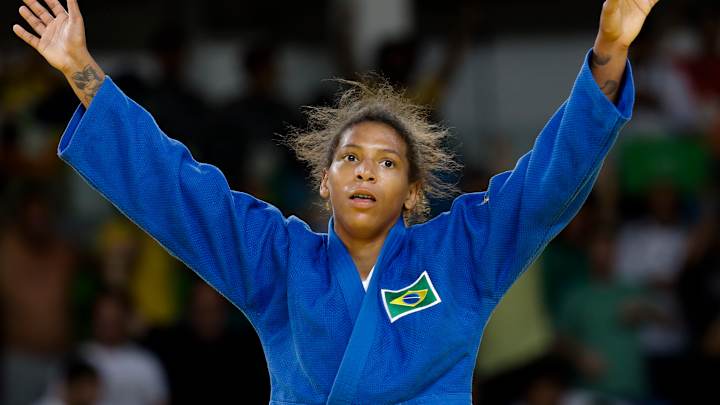 Rafaela Silva wins Brazil's 1st gold of Rio Olympics in judo Rafaela Silva wins Brazil's 1st gold of Rio Olympics in judo
