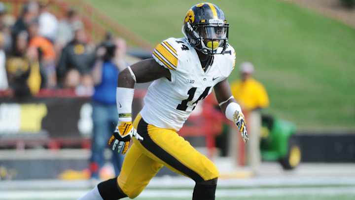 Iowa CB Desmond King to return for senior season Iowa CB Desmond King to return for senior season